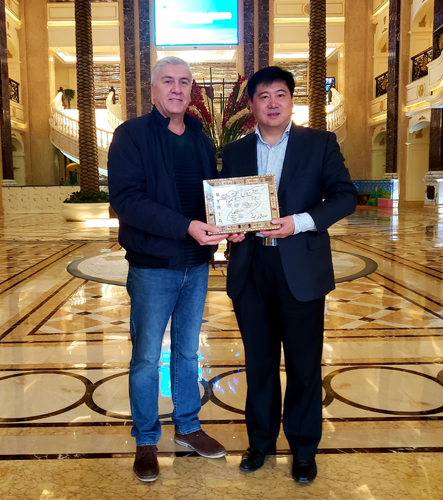 微信图片_20181207133018.jpg 微信图片_20181207133018.jpg